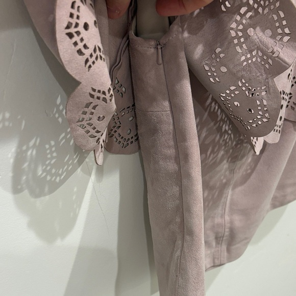 Lamarque Mauve Off-Shoulder Top - Picture 4 of 8